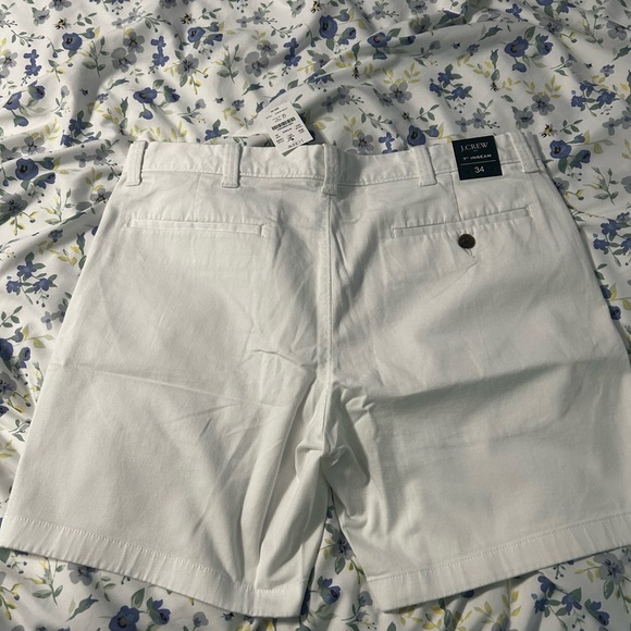 J Crew Men’s Shorts NEVER WORN - Picture 2 of 3